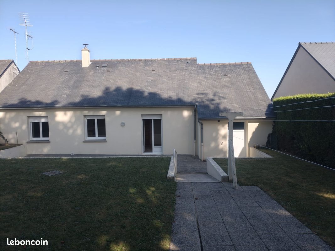 Maison à louer, 81m², Ernée