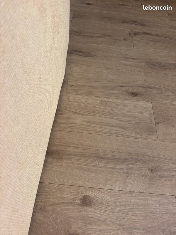 Maison à louer, 170m², Flavy-le-Martel