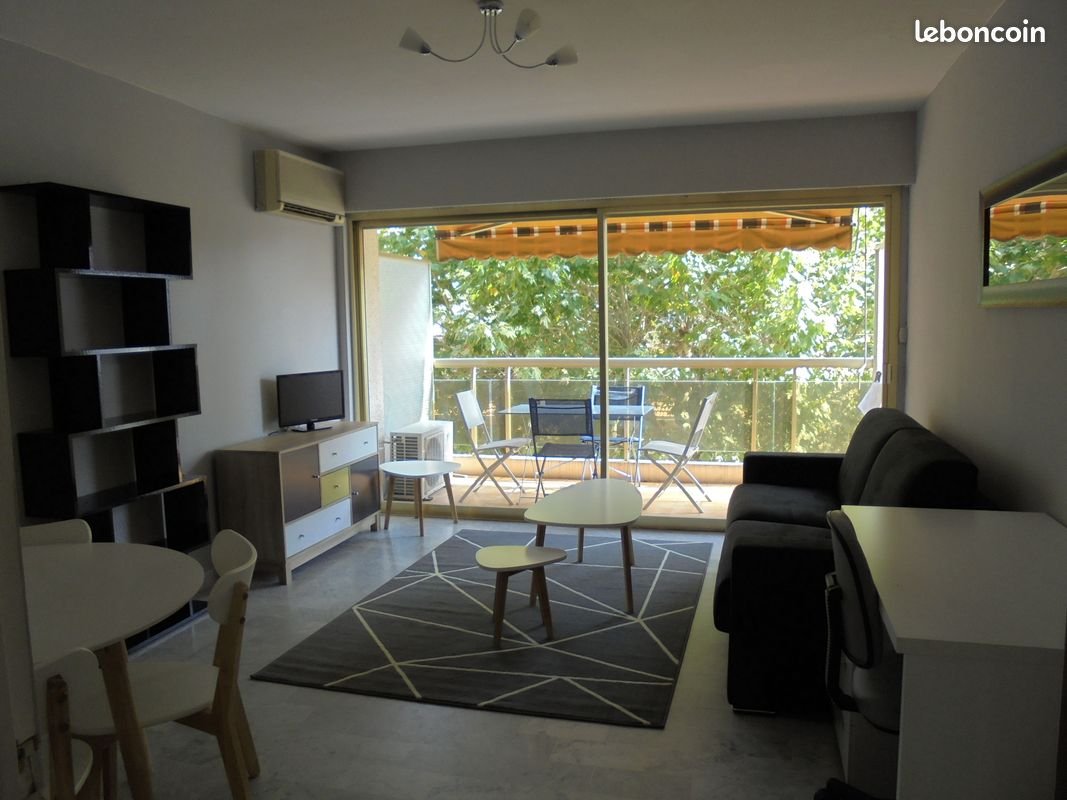 Appartement à louer, 31m², Antibes