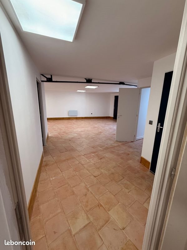 Appartement à louer, 95m², Saintes