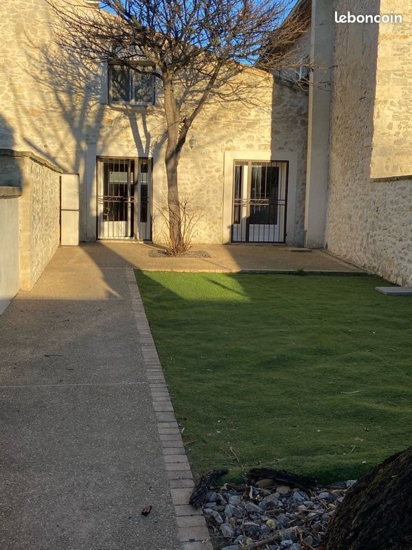 Maison à louer, 80m², Nîmes