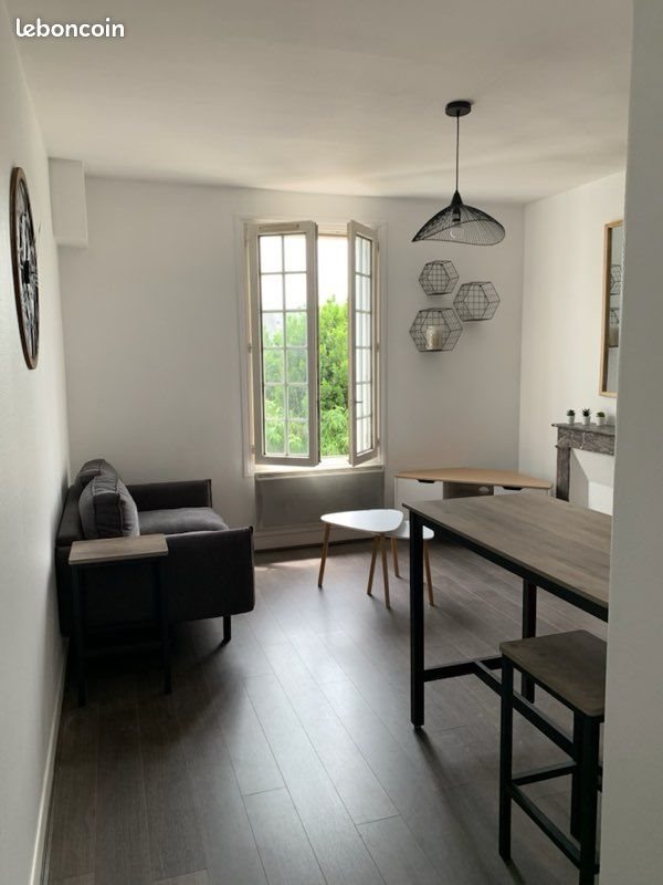 Maison à louer, 31m², Tours