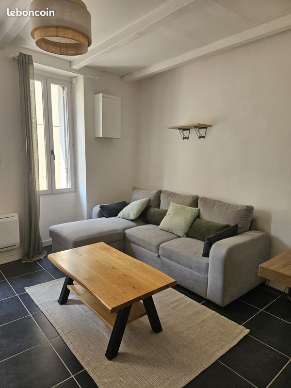 Appartement à louer, 47m², Nîmes