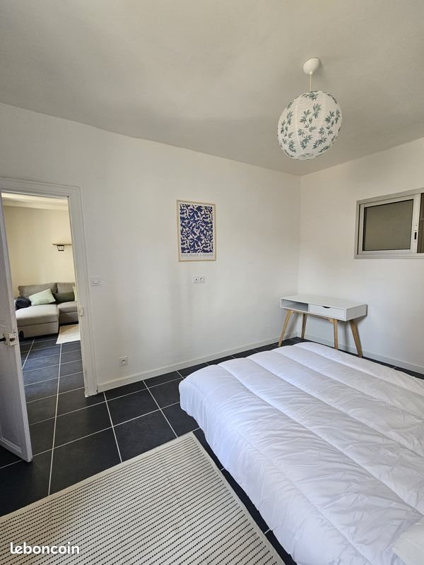 Appartement à louer, 47m², Nîmes