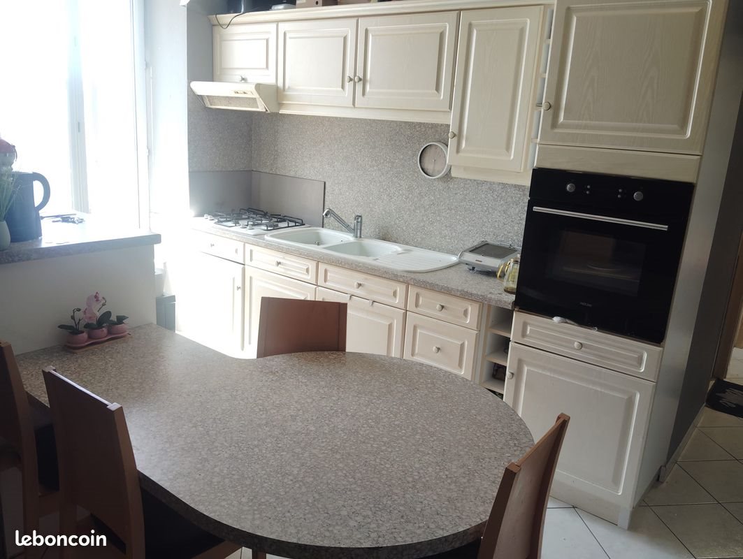 Appartement à louer, 65m², Bressuire