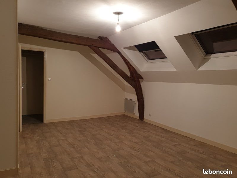 Appartement à louer, 70m², Longué-Jumelles