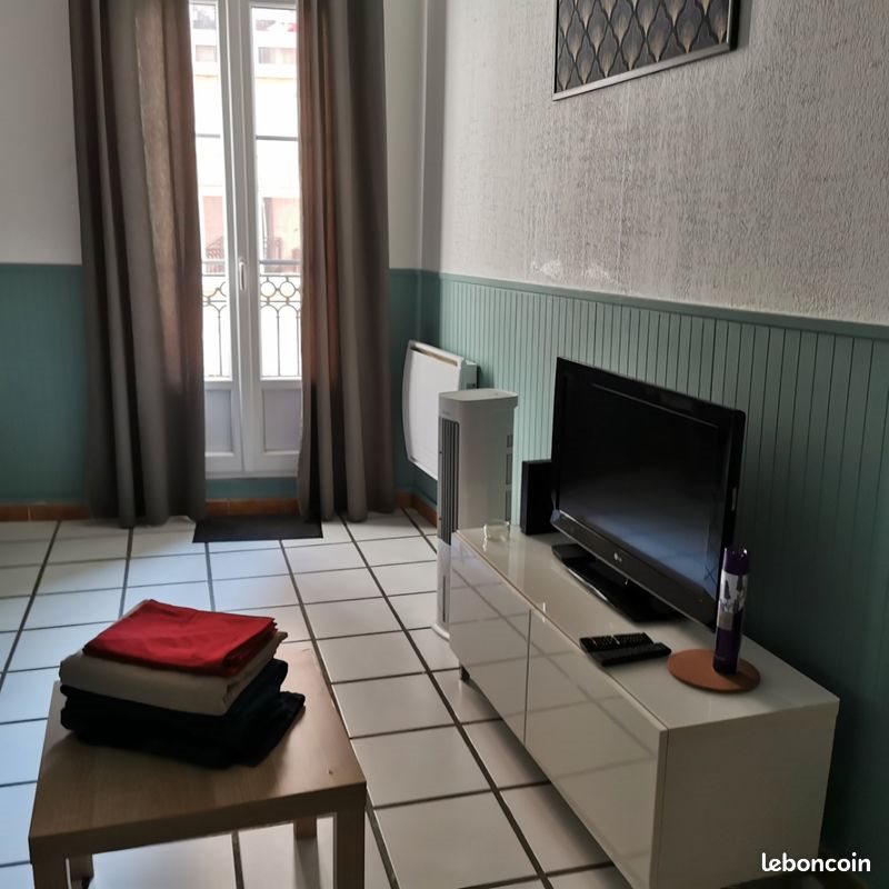 Appartement à louer, 25m², Toulon
