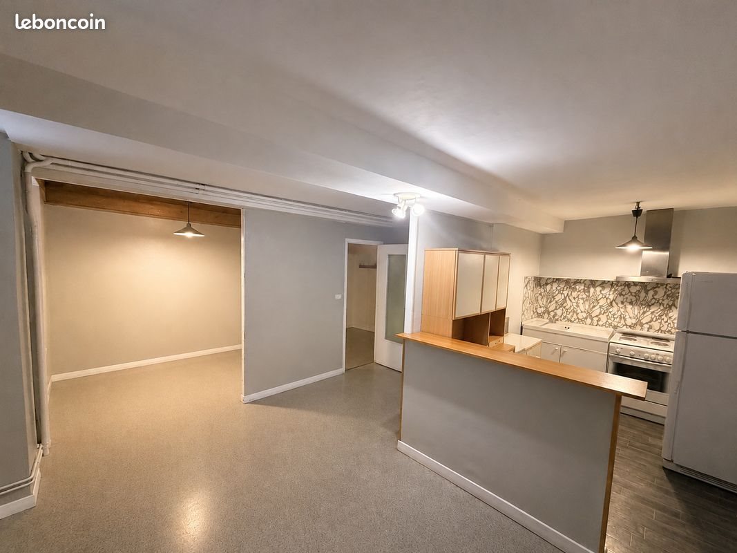 Appartement à vendre, 48m², Pont-de-Chéruy