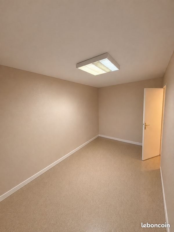 Appartement à vendre, 48m², Pont-de-Chéruy