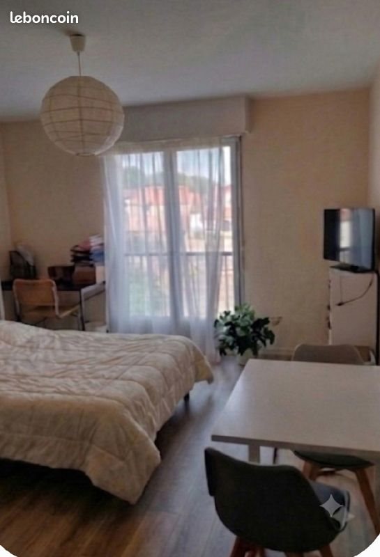 Appartement à louer, 24m², Niort