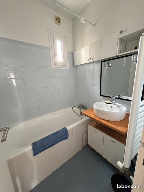 Appartement à louer, 49m², Issy-les-Moulineaux