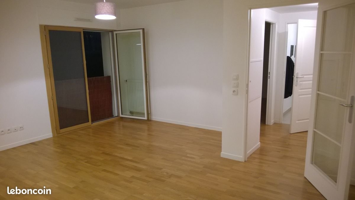 Appartement à louer, 46m², Courbevoie