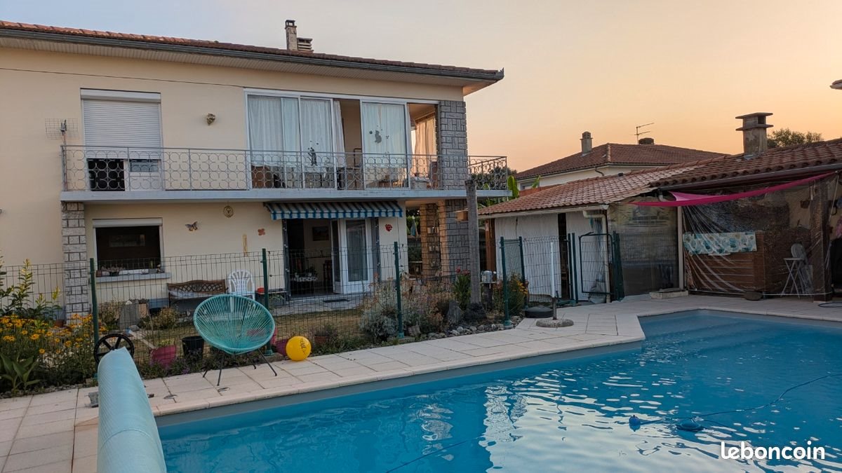 Maison à vendre, 220m², Aureilhan