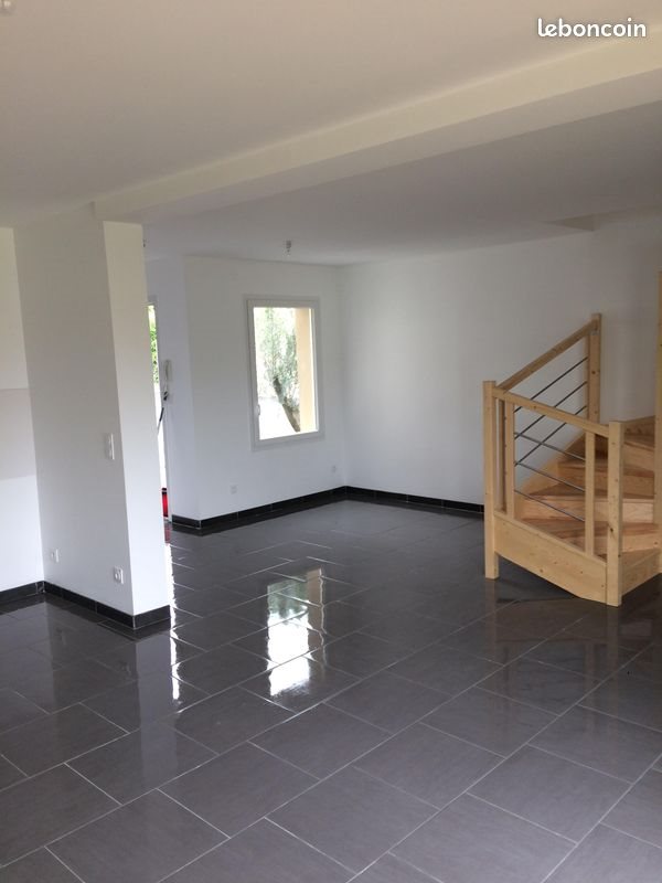 Maison à louer, 93m², Bon-Encontre