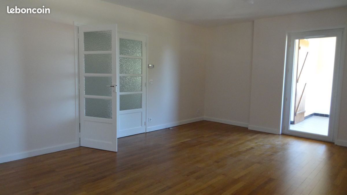 Appartement à louer, 125m², Saint-Laurent-du-Pape