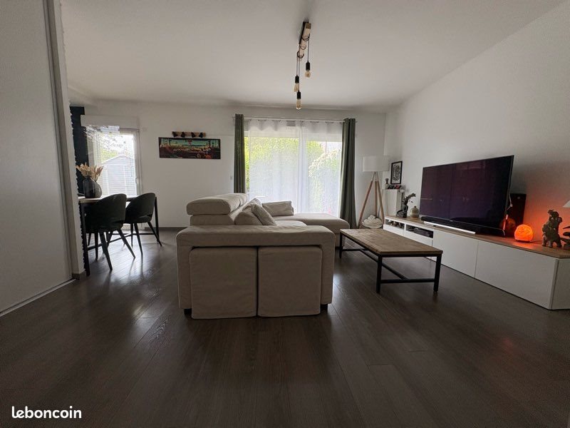 Appartement à vendre, 66m², Chessy