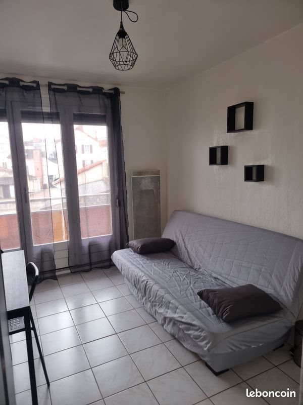 Appartement à louer, 17m², Riorges