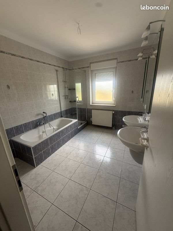 Appartement à louer, 90m², Carling