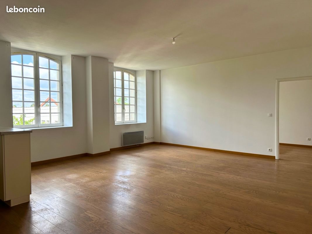 Appartement à louer, 84m², Cognac