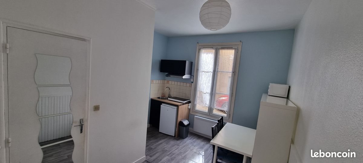 Appartement à louer, 19m², Poitiers