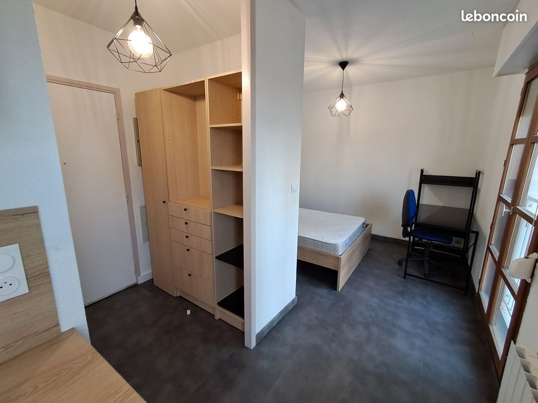 Appartement à louer, 20m², Saint-Étienne