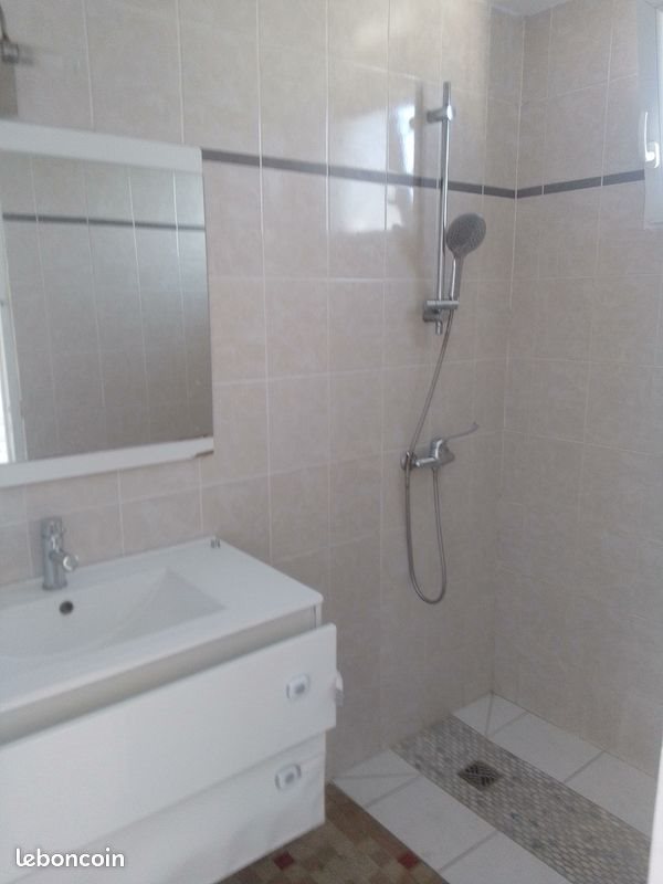 Maison à vendre, 75m², Saint-Yzan-de-Soudiac