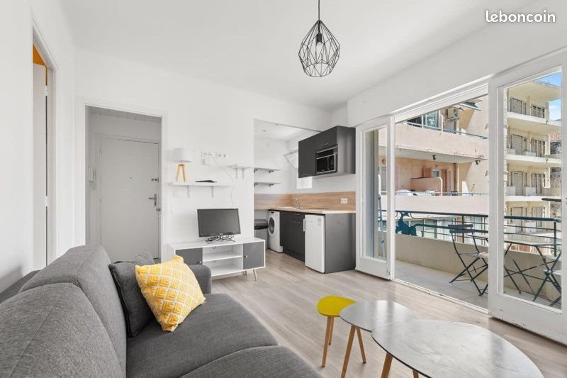 Appartement à louer, 22m², Antibes