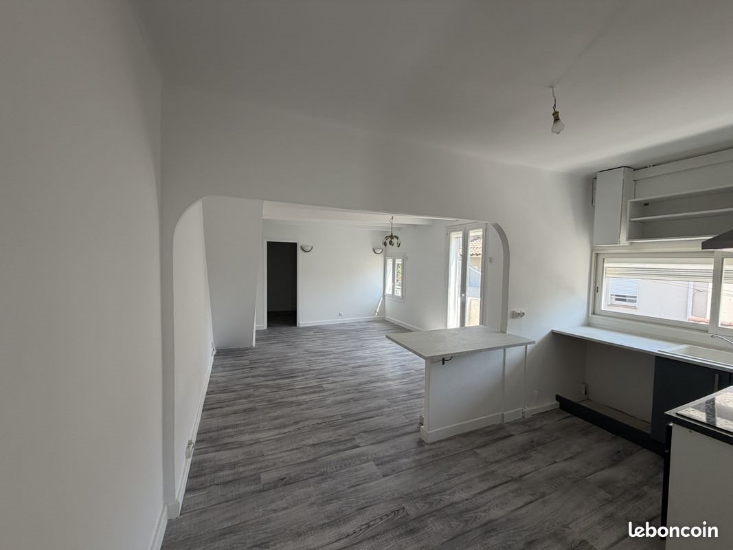 Appartement à louer, 56m², Istres