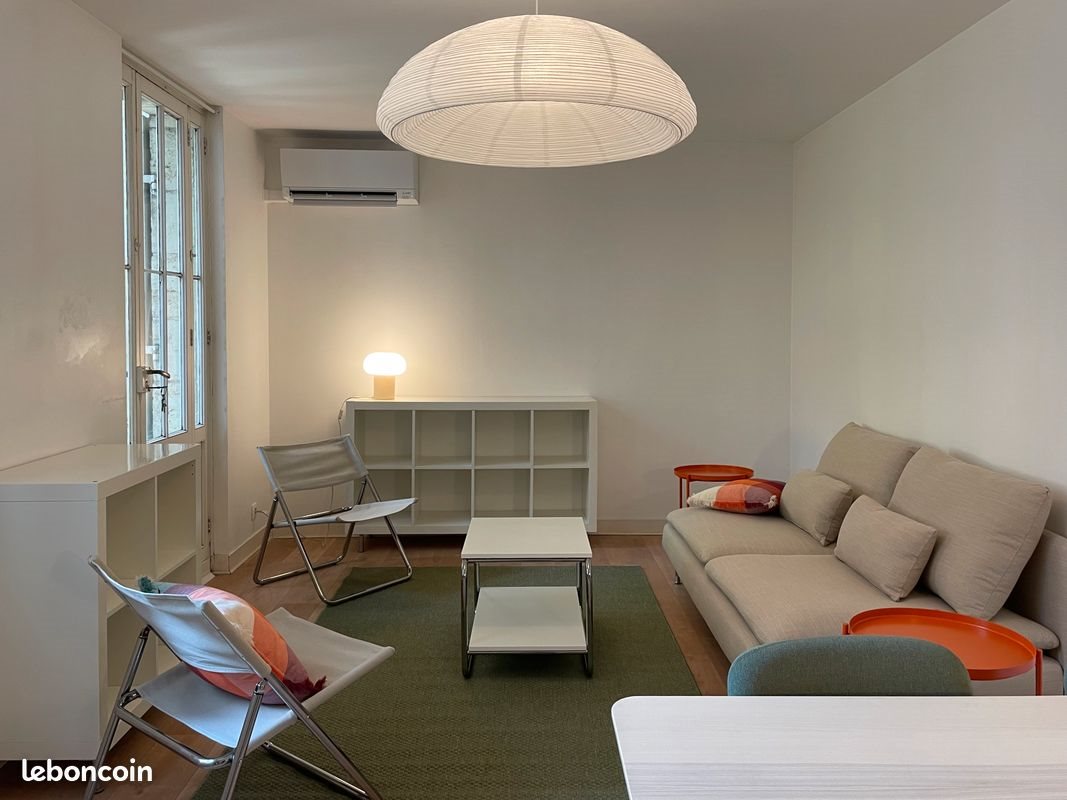 Appartement à louer, 59m², Bordeaux