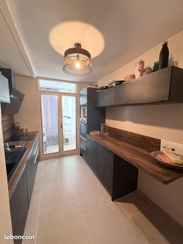 Appartement à vendre, 73m², Pont-Saint-Esprit