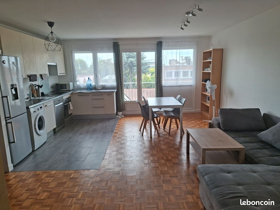 Appartement à louer, 66m², Cachan