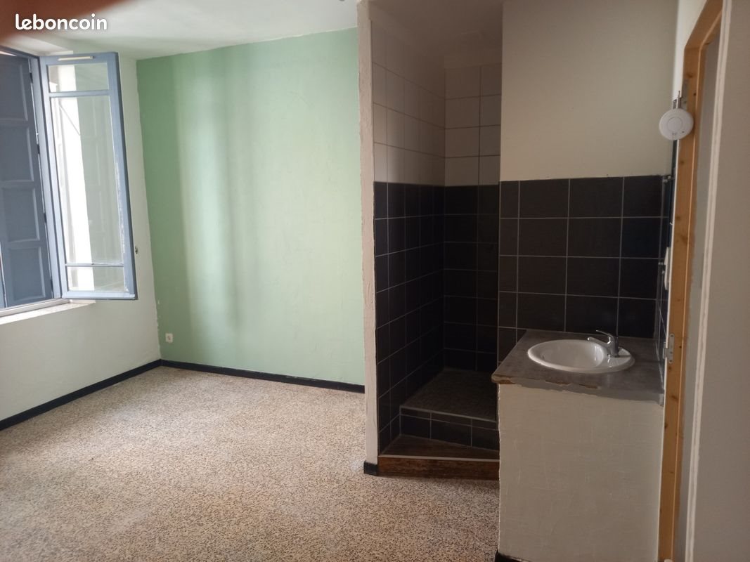Appartement à louer, 70m², Olargues