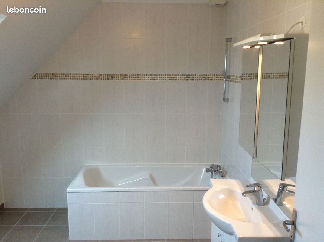 Maison à louer, 89m², Plouigneau
