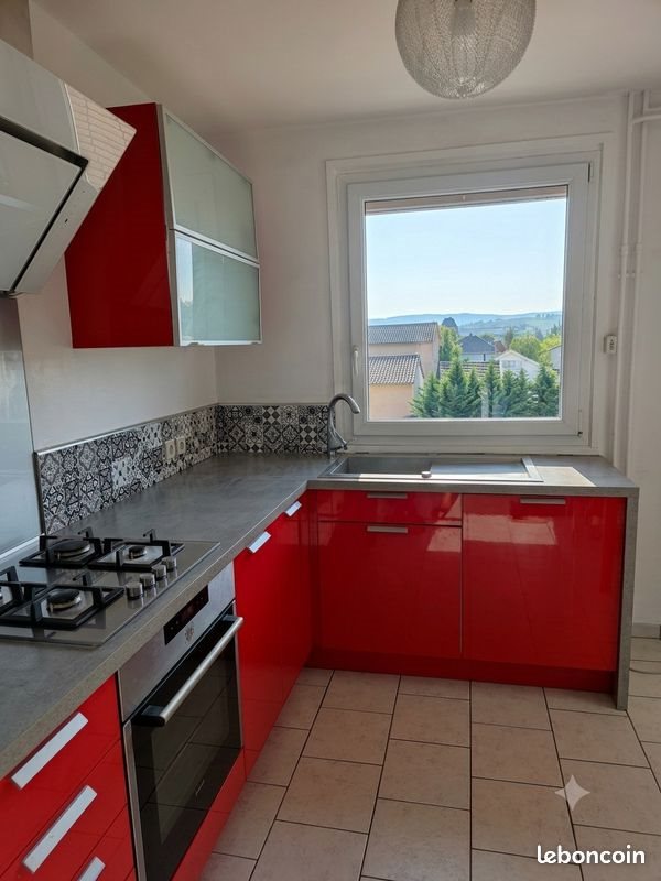Appartement à louer, 79m², Charnay-lès-Mâcon