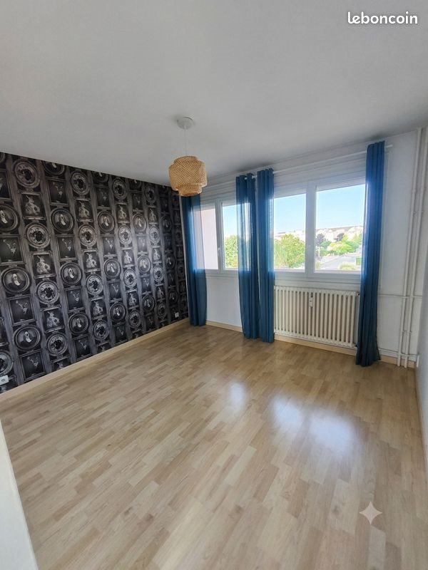 Appartement à louer, 79m², Charnay-lès-Mâcon
