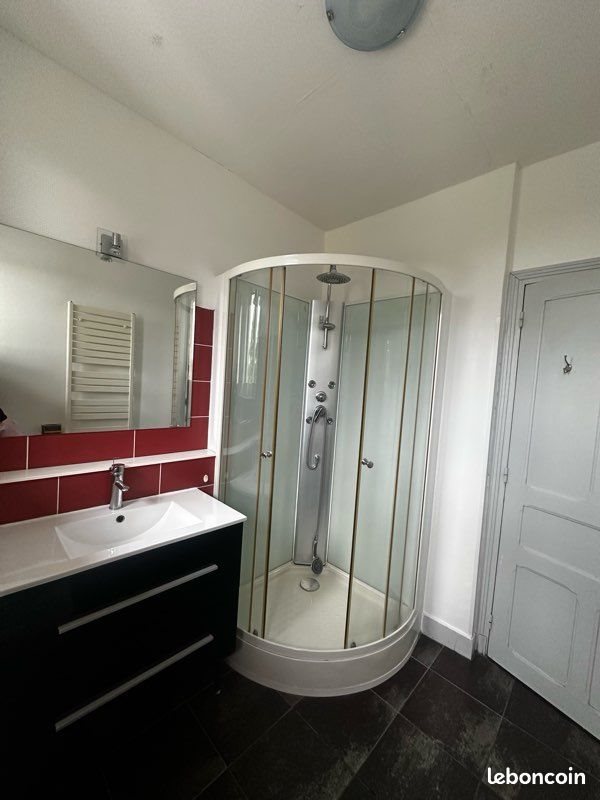 Appartement à louer, 59m², Latronquière