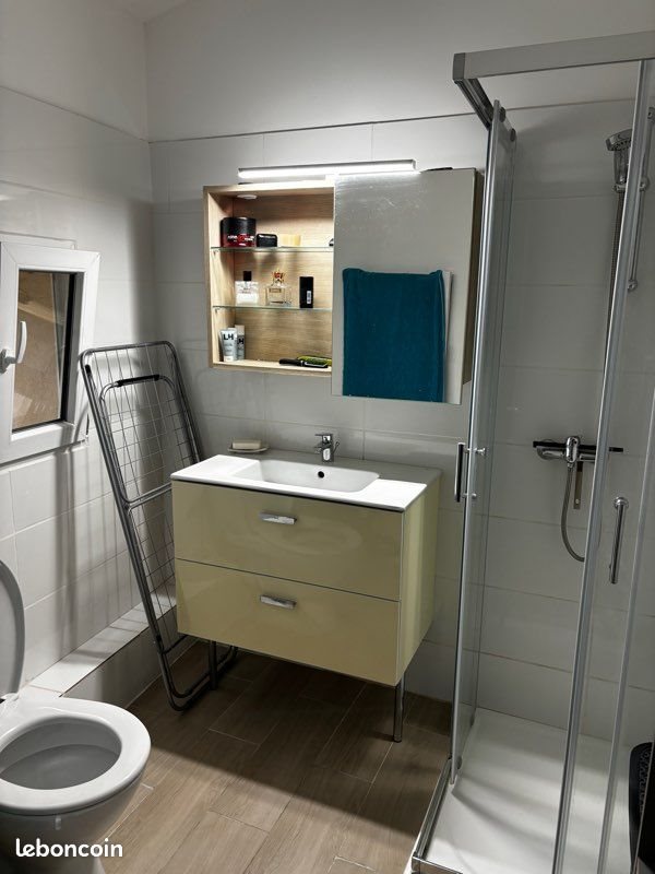 Appartement à louer, 24m², Roujan