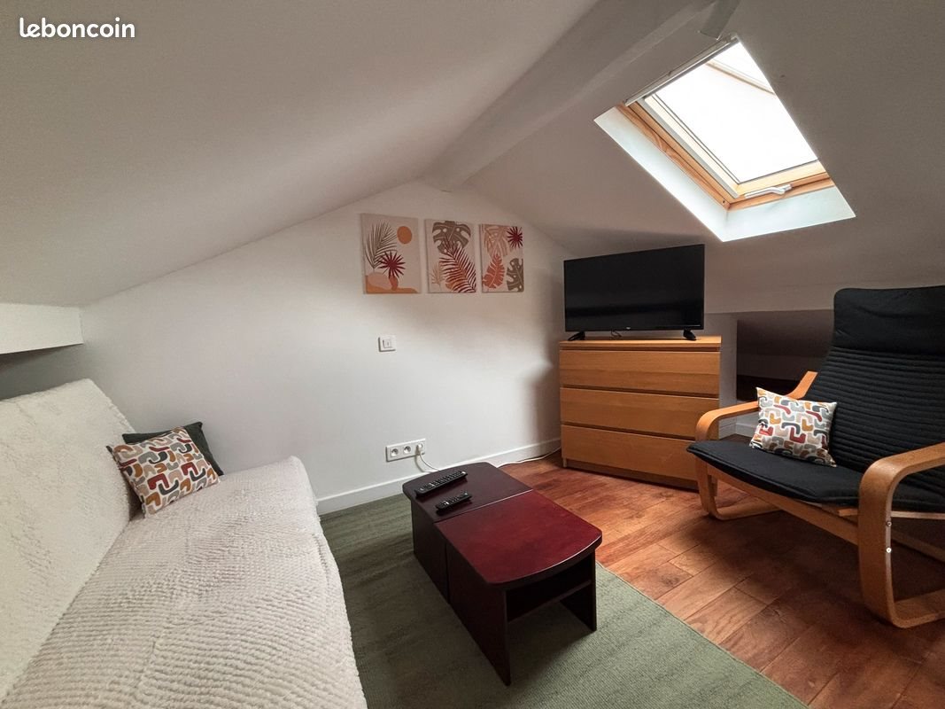 Appartement à louer, 25m², Le Mesnil-Saint-Denis
