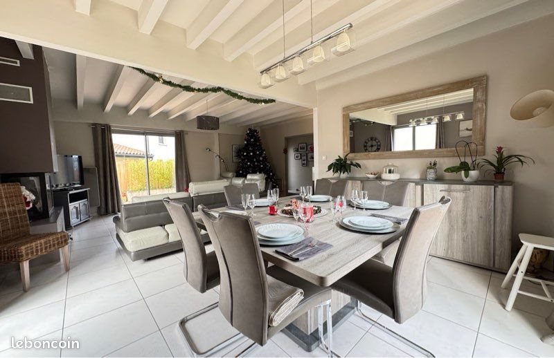 Maison à vendre, 141m², Lentilly