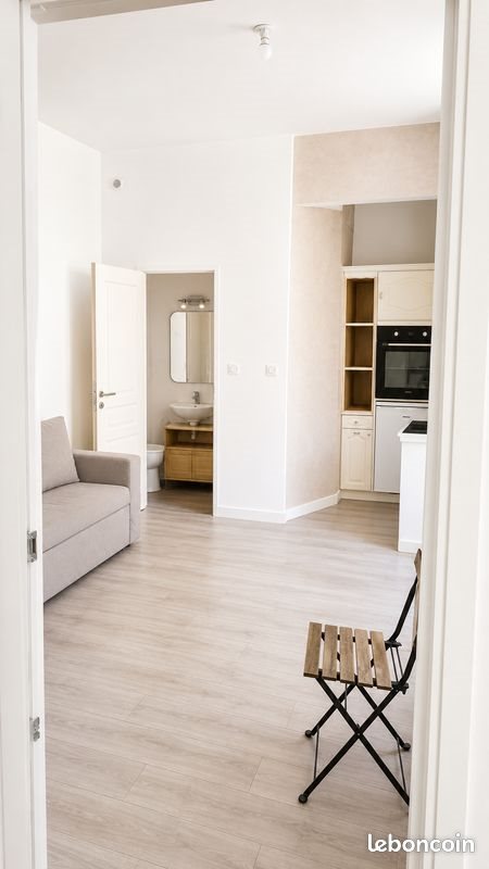Appartement à louer, 20m², Calvisson