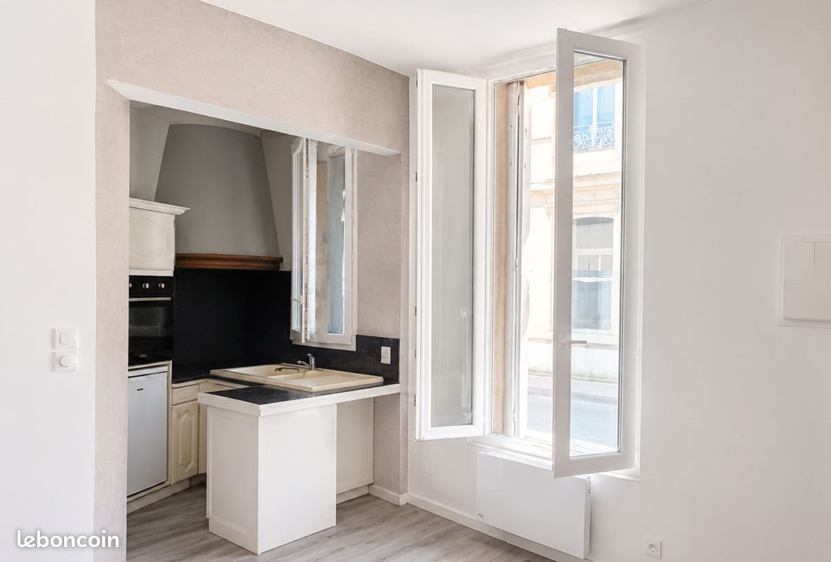 Appartement à louer, 20m², Calvisson