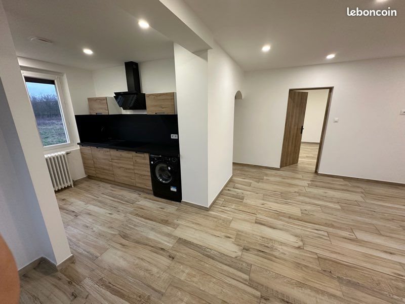 Maison à louer, 75m², Decize