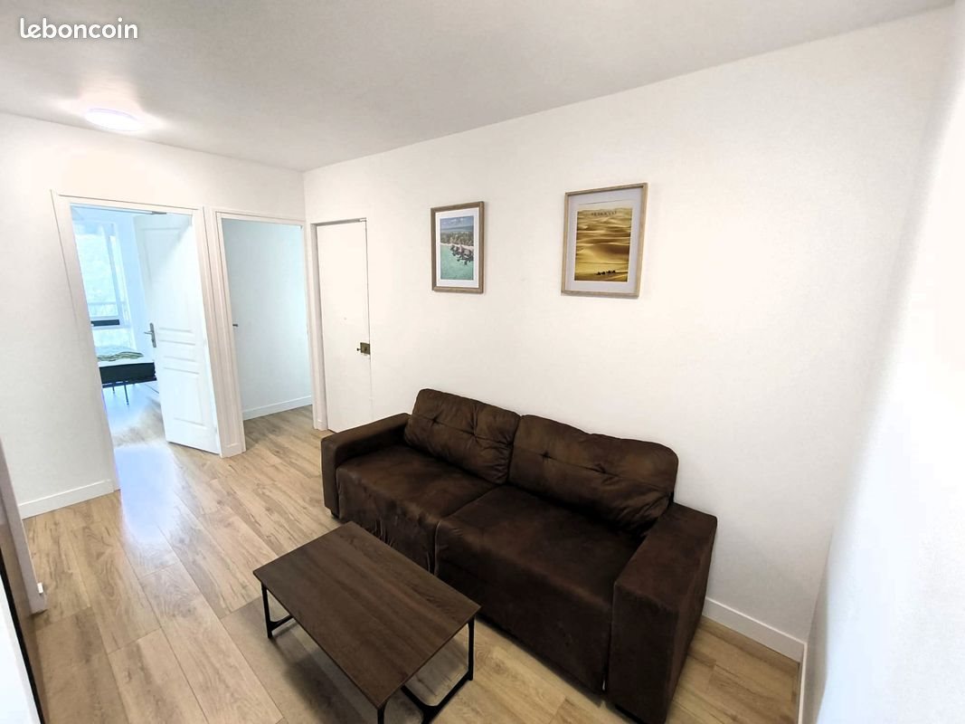 Appartement à louer, 77m², Massy