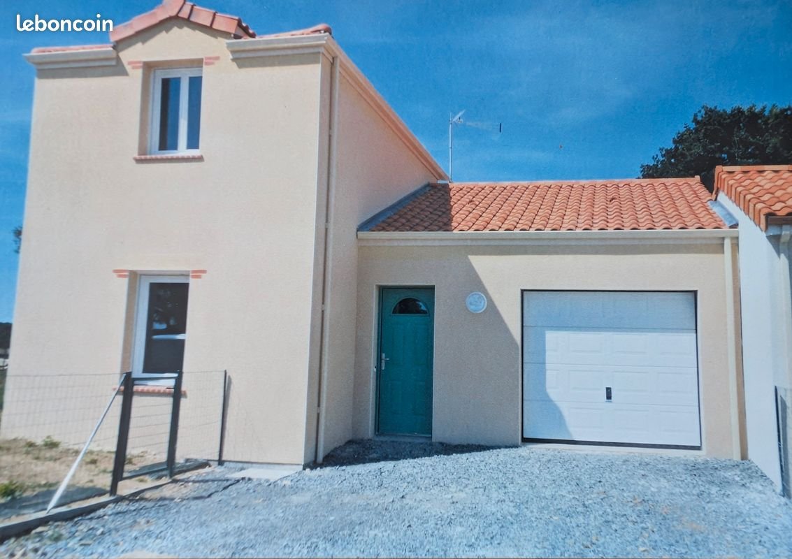 Maison à louer, 90m², Nuaillé