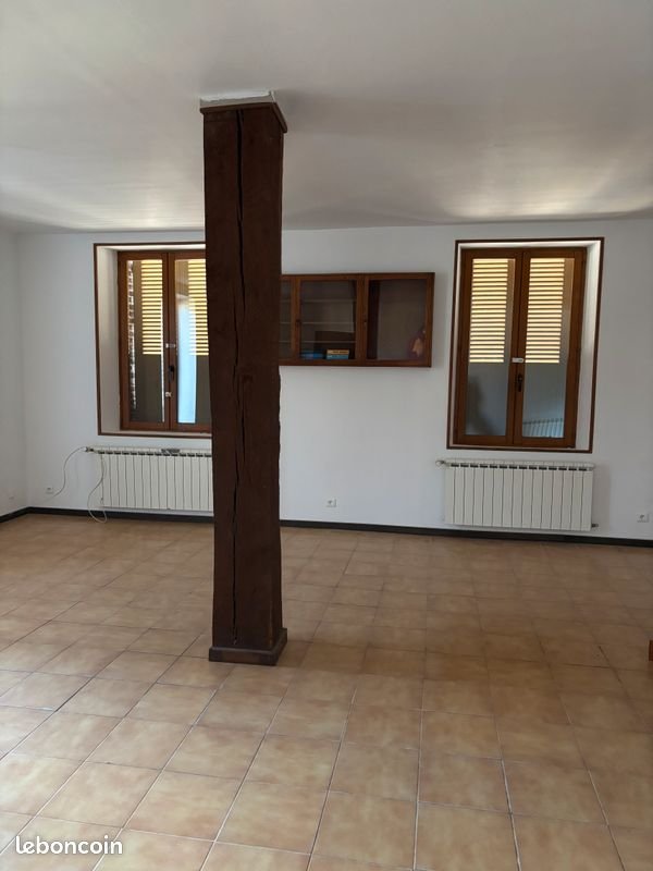 Maison à louer, 140m², Paucourt