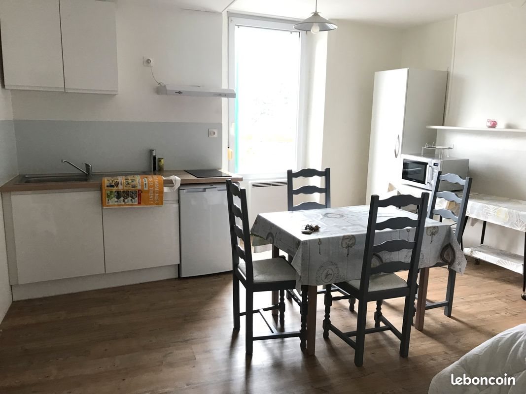 Appartement à louer, 22m², Saint-Hilaire-du-Harcouët