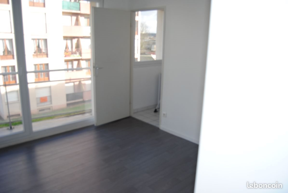 Appartement à louer, 19m², Reims