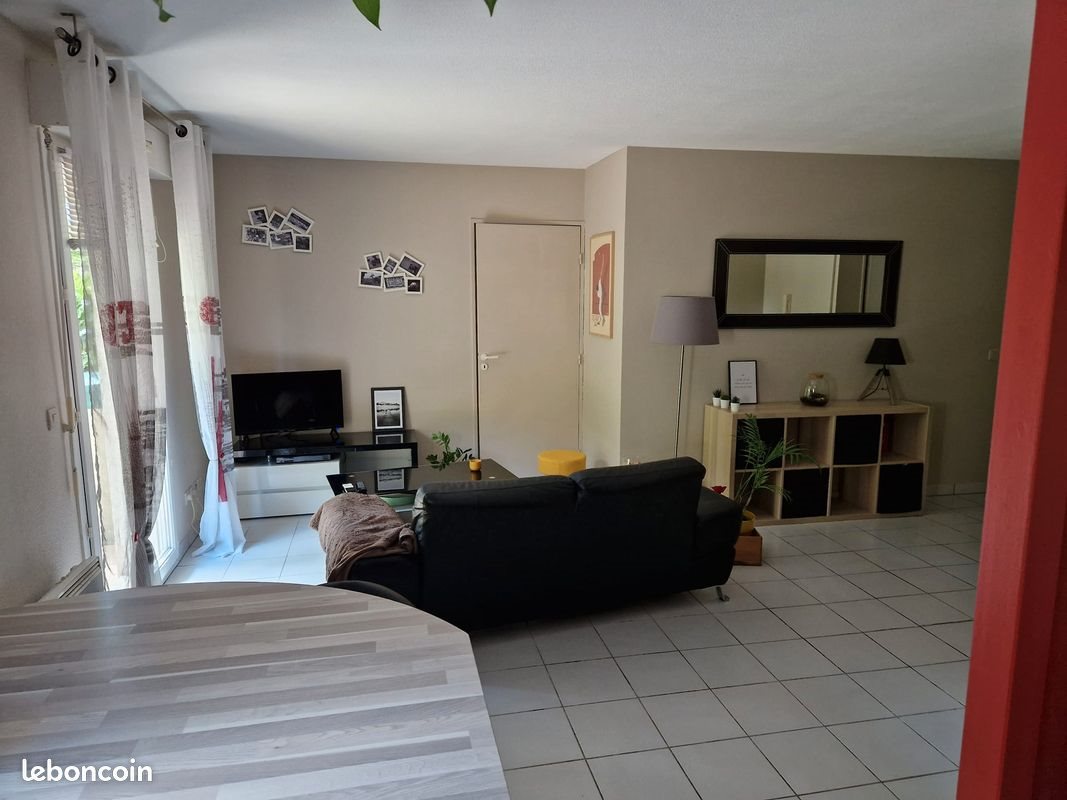 Appartement à louer, 53m², Pau