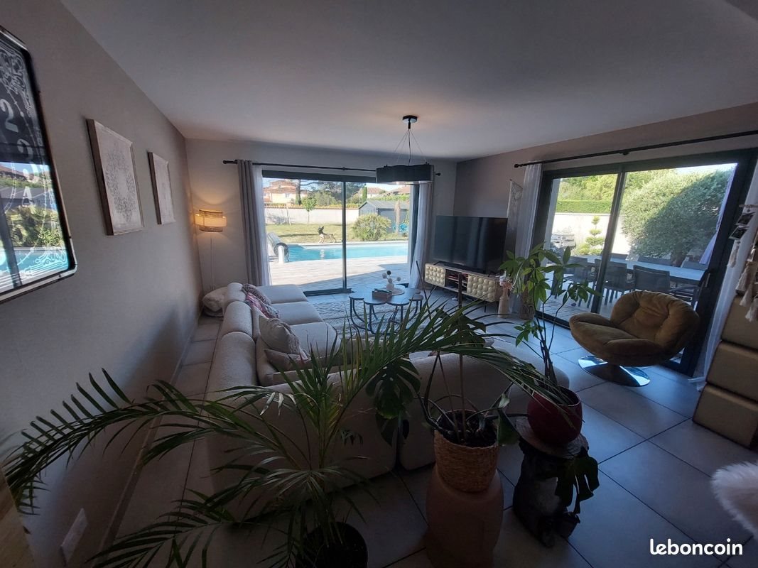 Maison à vendre, 150m², Bonson