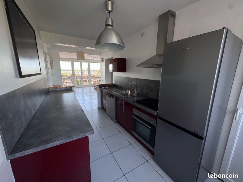 Appartement à louer, 76m², Valence